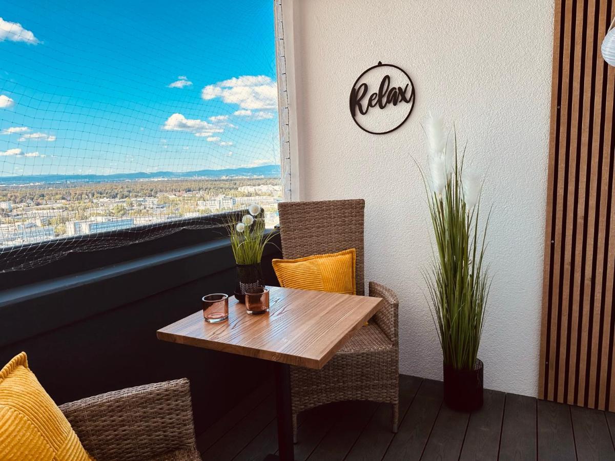 Fewo Sky21 * Langen Exklusives Appartment Vollausstattung / Zentrale Lage *Neu* Exterior photo